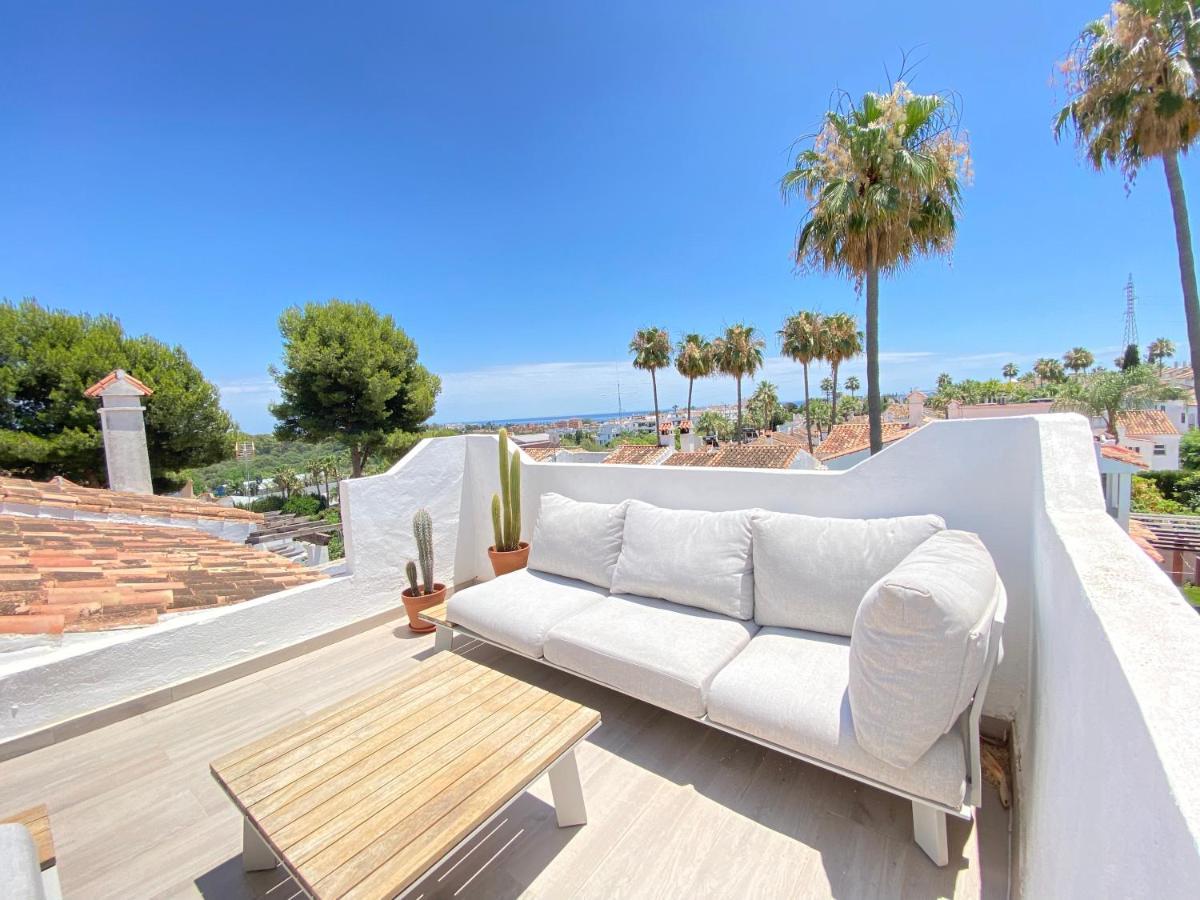 הוילה אסטפונה Townhouse W/Sea View & Garden מראה חיצוני תמונה